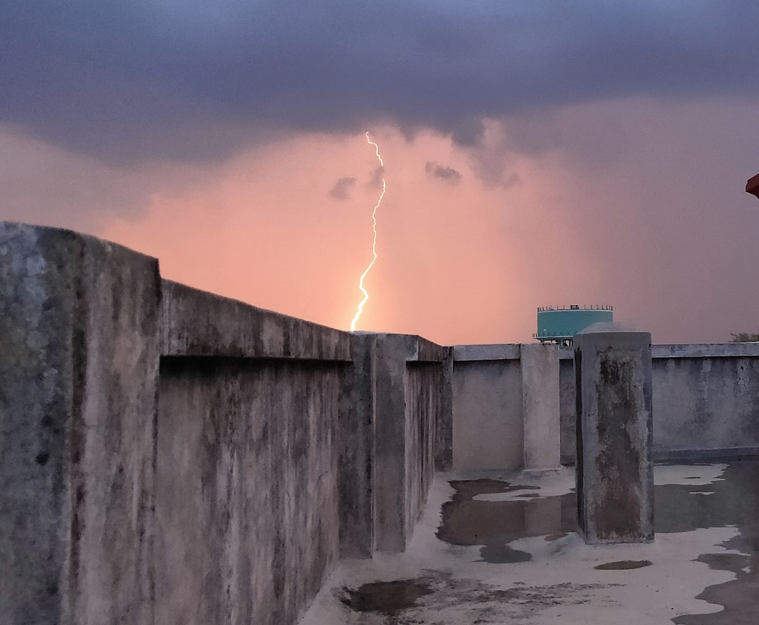 Tragic Lightning Strike Claims Two Lives in Shahdol During Pre-Monsoon Weather